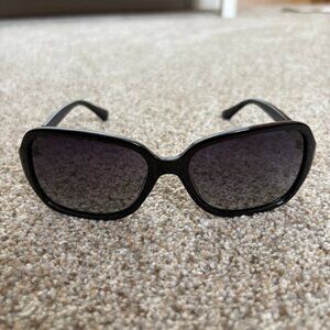 Sunglasses Black Square with gold chain on arms